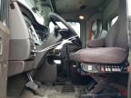 2010 Kenworth T600 Semi Truck للبيع في Woodhaven، MI - Front End
