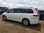2016 Toyota Sienna Xle продається в Elgin, IL - Front End
