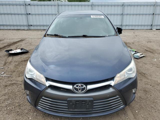  TOYOTA CAMRY 2016 Granatowy
