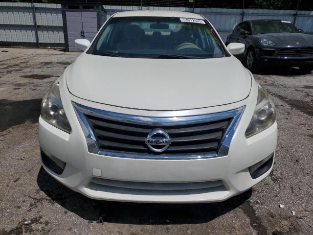 Sedans NISSAN ALTIMA 2015 Biały