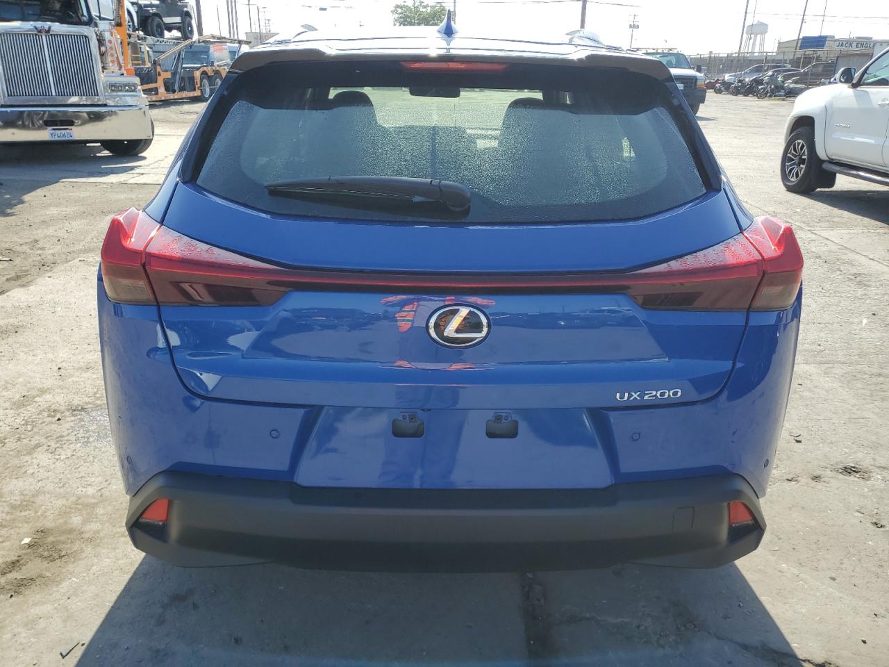 JTHX3JBH0N2049742 2022 Lexus Ux 200 Base