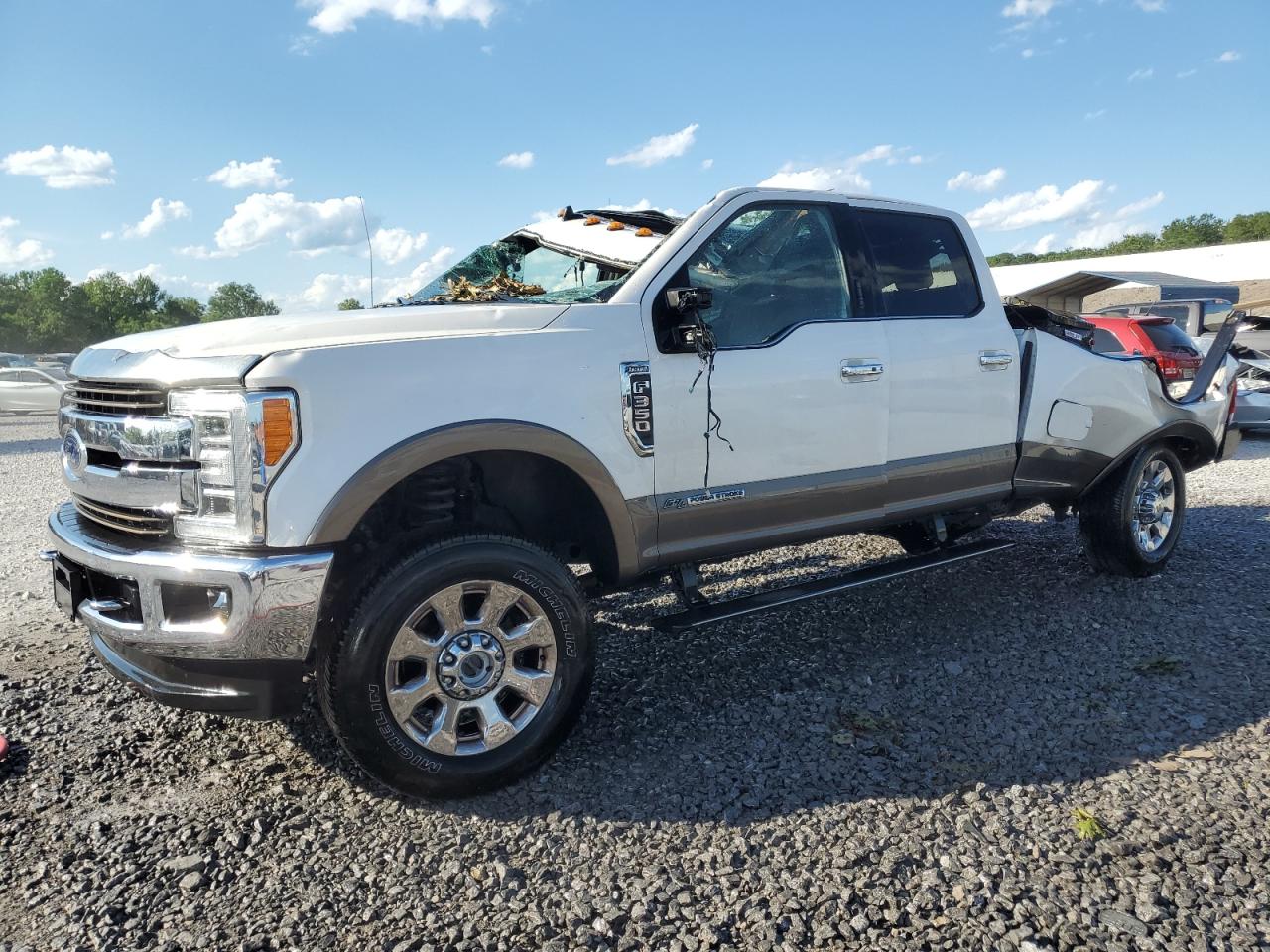 2019 Ford F350 Super Duty for Sale in Hueytown, AL - Top/Roof