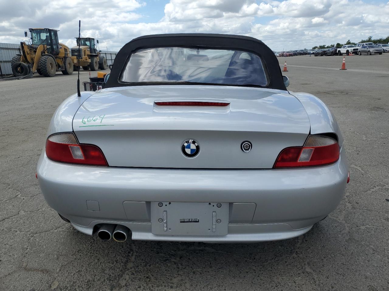 2000 BMW Z3 2.3 VIN: 4USCH9340YLF85274 Lot: 56897255