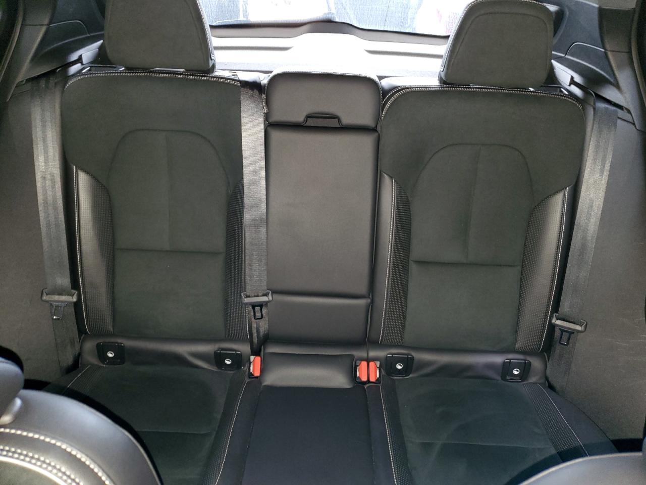 2020 Volvo Xc40 T5 R-Design VIN: YV4162UM4L2179158 Lot: 55244055