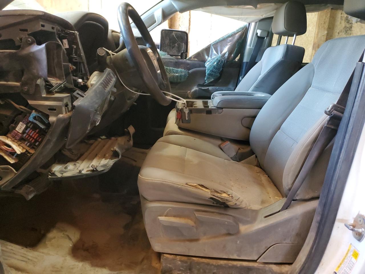 2018 GMC Sierra K2500 Heavy Duty VIN: 1GT12REGXJF264379 Lot: 57979965