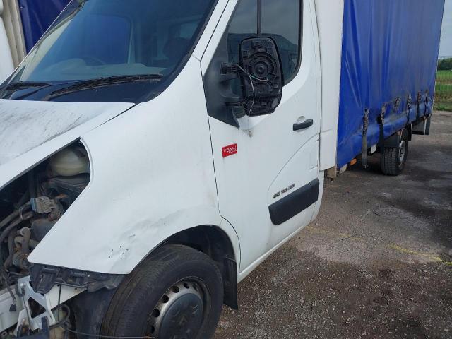 2017 RENAULT MASTER