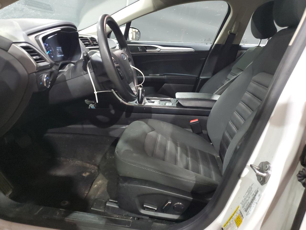 2019 Ford Fusion Se VIN: 3FA6P0LU3KR124809 Lot: 55386245