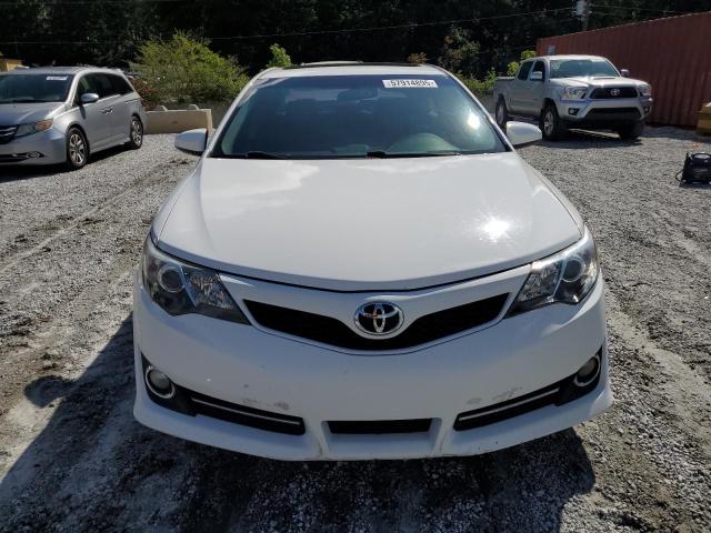 Sedans TOYOTA CAMRY 2014 White