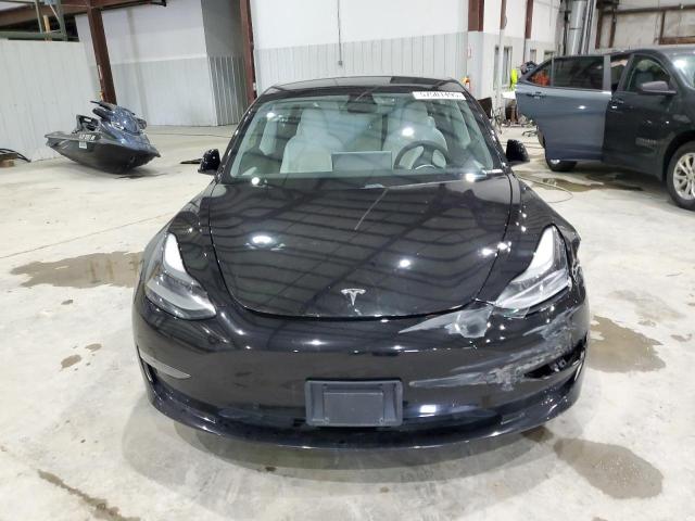  TESLA MODEL 3 2021 Czarny