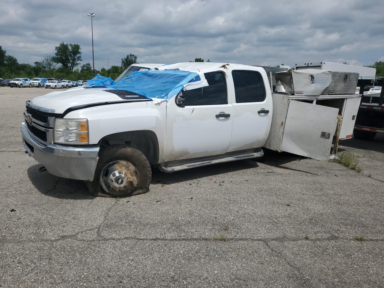 2011 Chevrolet Silverado K3500 იყიდება Woodhaven-ში, MI - Rollover