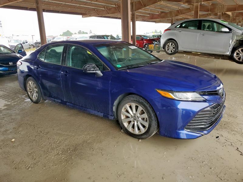  TOYOTA CAMRY 2018 Синий