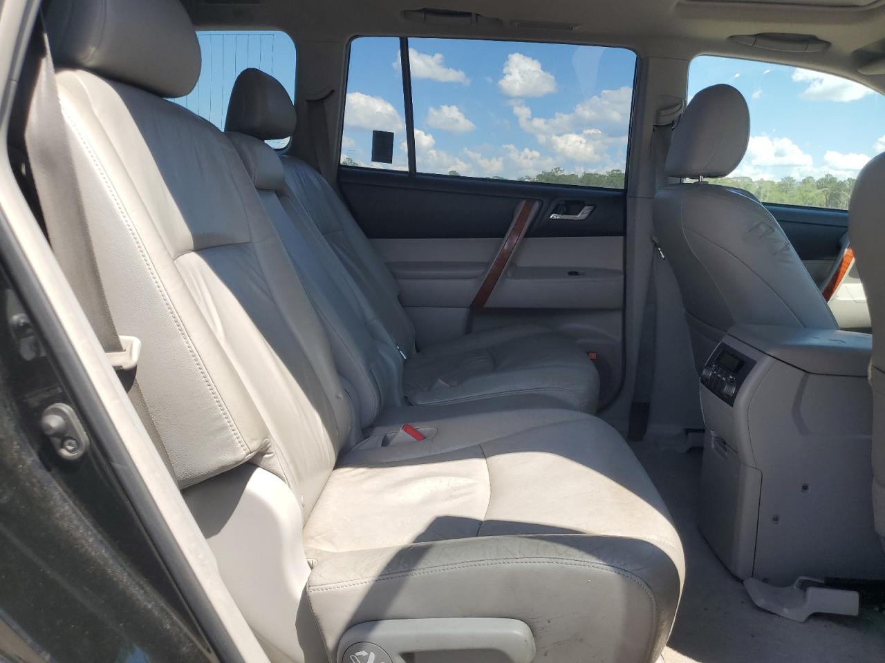 2009 Toyota Highlander Limited VIN: JTEES42A192147860 Lot: 56786845