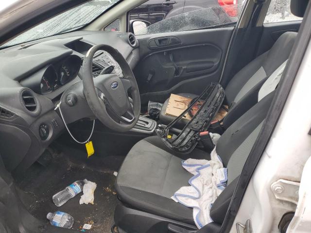  FORD FIESTA 2016 Білий