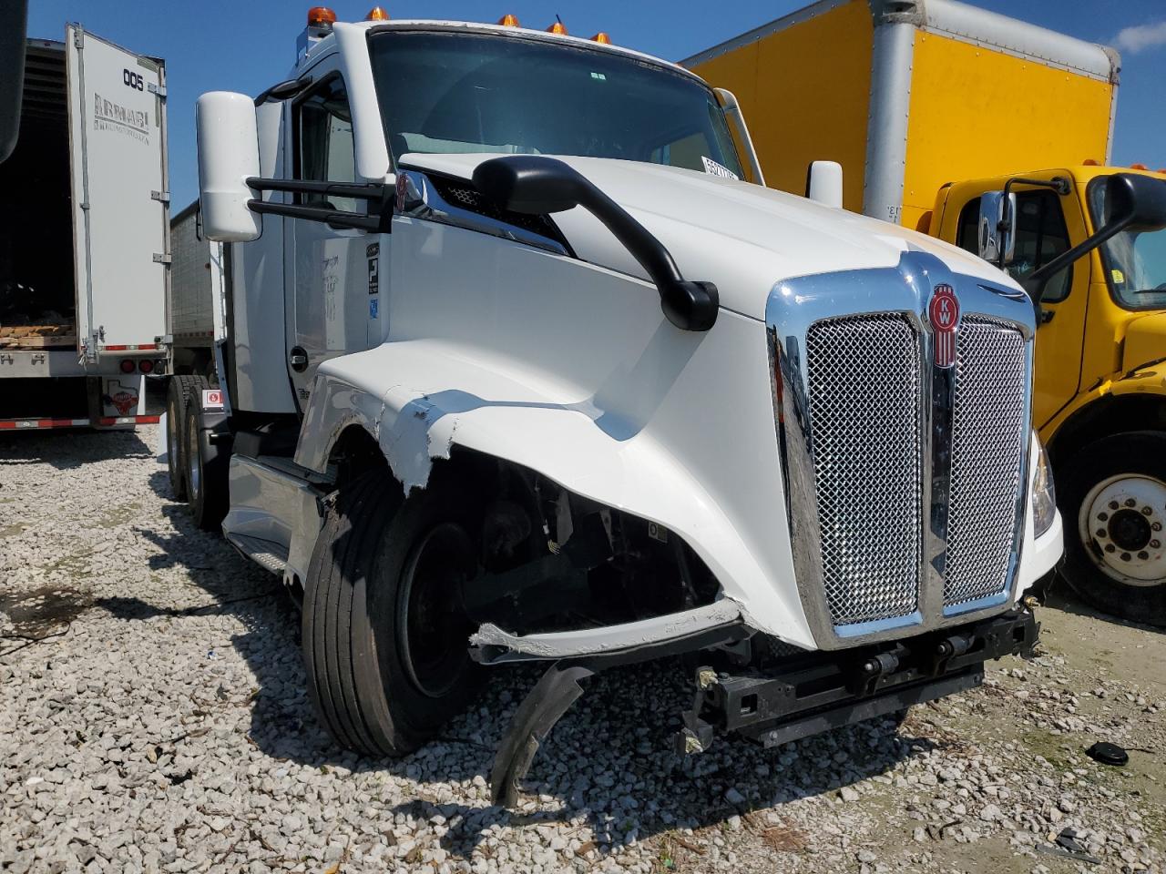 2025 Kenworth T680 Semi Truck en Venta en Tulsa, OK - All Over