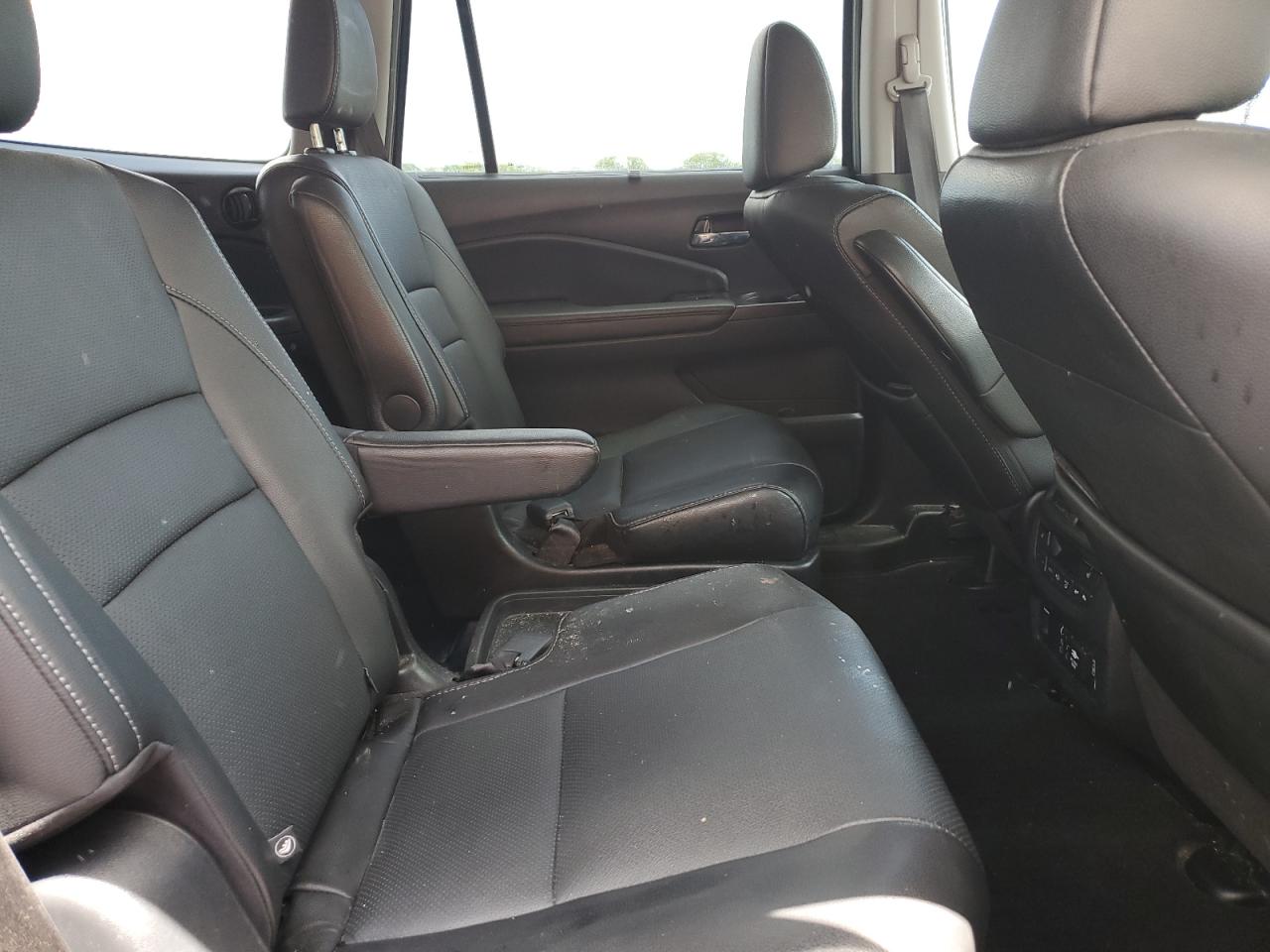 2022 Honda Pilot Elite VIN: 5FNYF6H06NB030069 Lot: 56132865