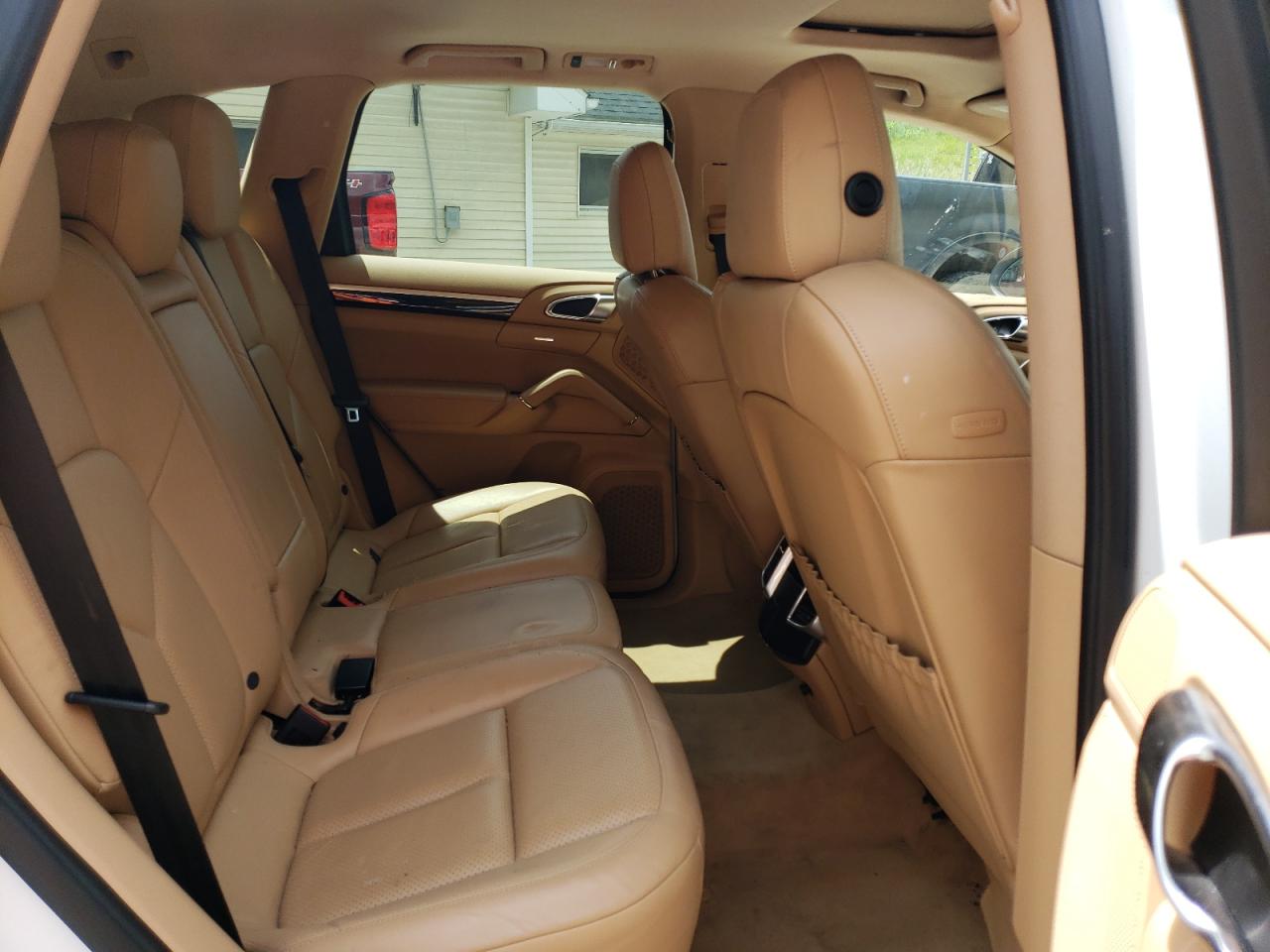 2014 Porsche Cayenne S Hybrid VIN: WP1AE2A28ELA51249 Lot: 58956095