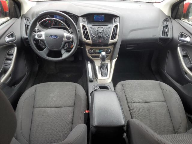 Sedans FORD FOCUS 2012 Red