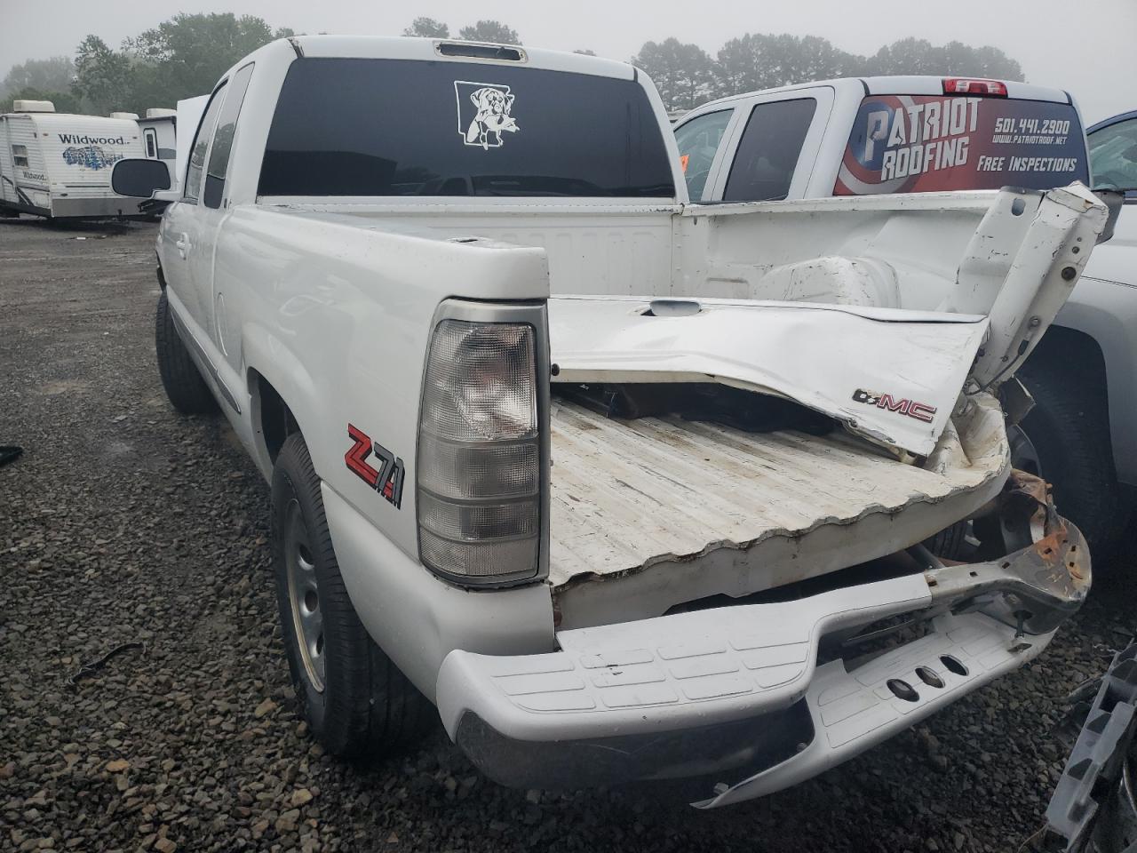 2000 GMC New Sierra K1500 VIN: 1GTEK19TXYE161375 Lot: 56553525