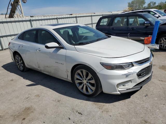 Sedans CHEVROLET MALIBU 2016 Biały