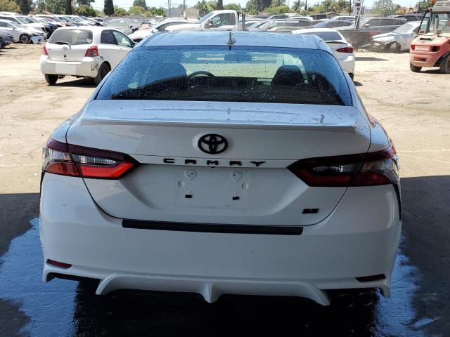  TOYOTA CAMRY 2024 Biały