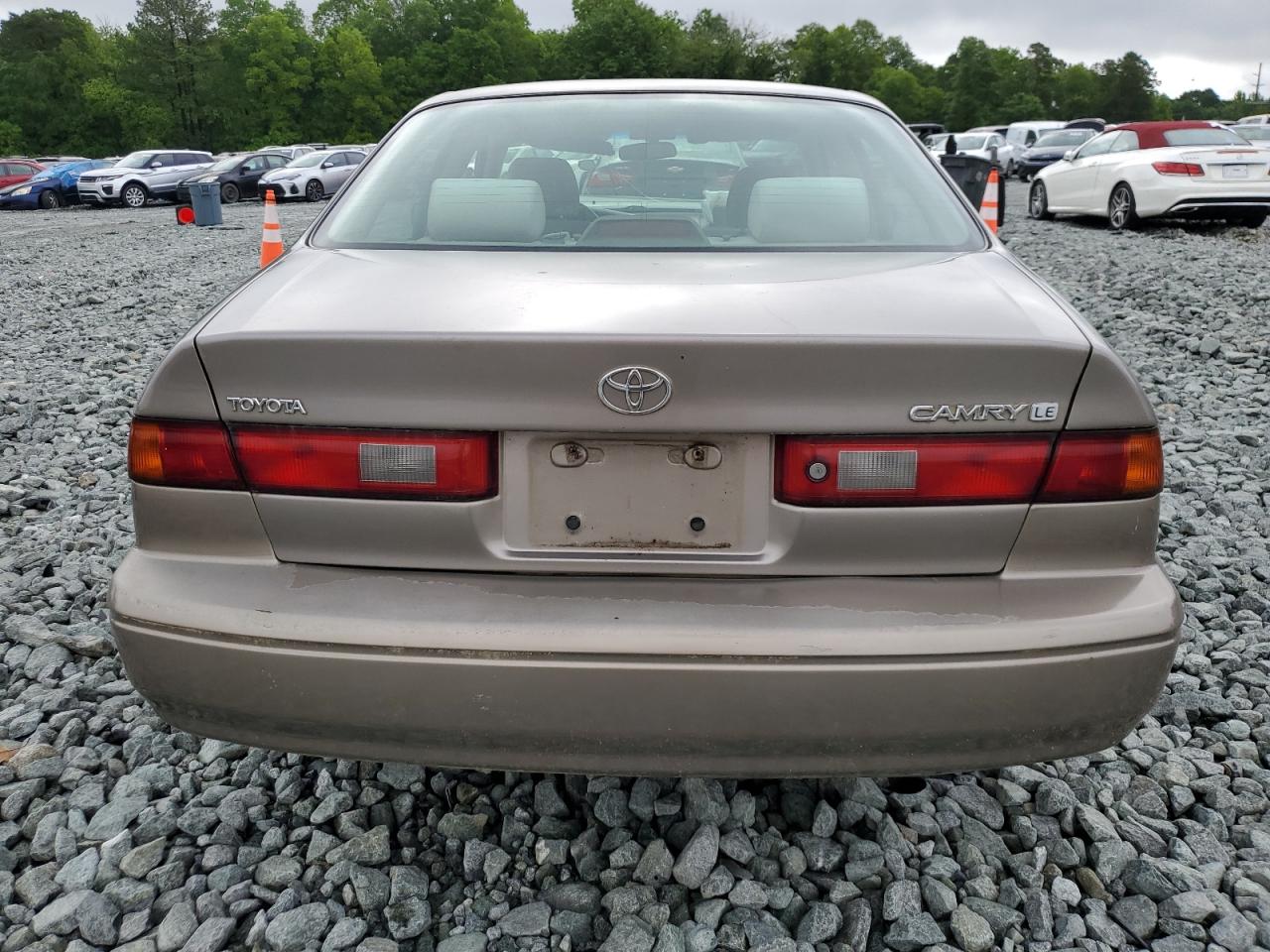 1999 Toyota Camry Ce VIN: 4T1BG22K8XU522288 Lot: 56928325