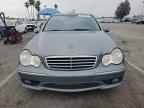 2006 Mercedes-Benz C 230   იყიდება Van Nuys-ში, CA - Minor Dent/Scratches