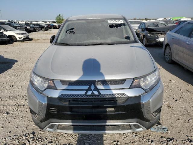  MITSUBISHI OUTLANDER 2019 Srebrny