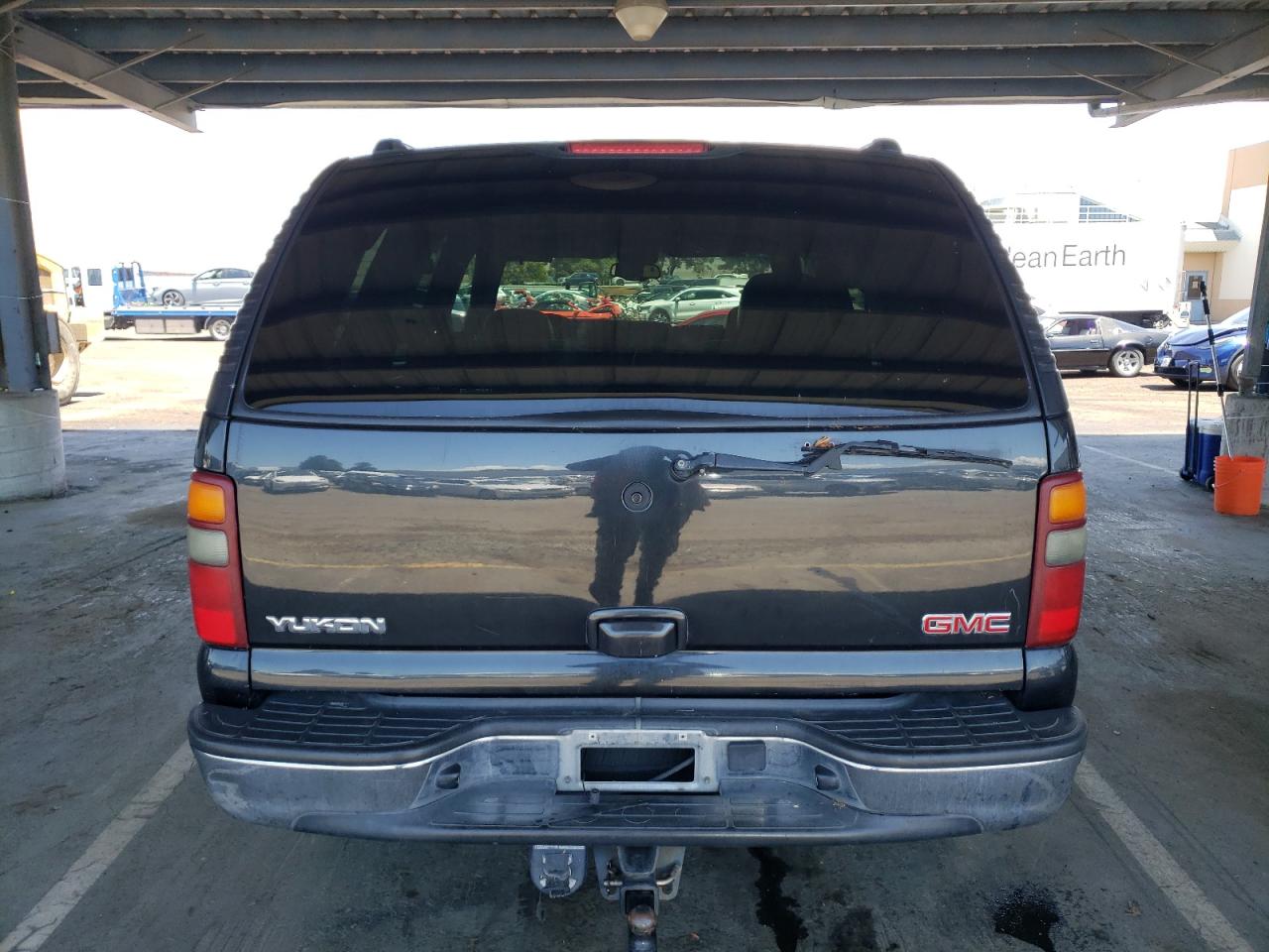 2003 GMC Yukon VIN: 1GKEC13T13J226513 Lot: 57104285