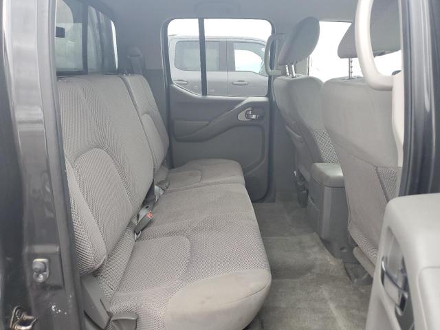 2015 NISSAN FRONTIER SV