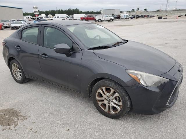 Sedans TOYOTA YARIS 2017 Gray