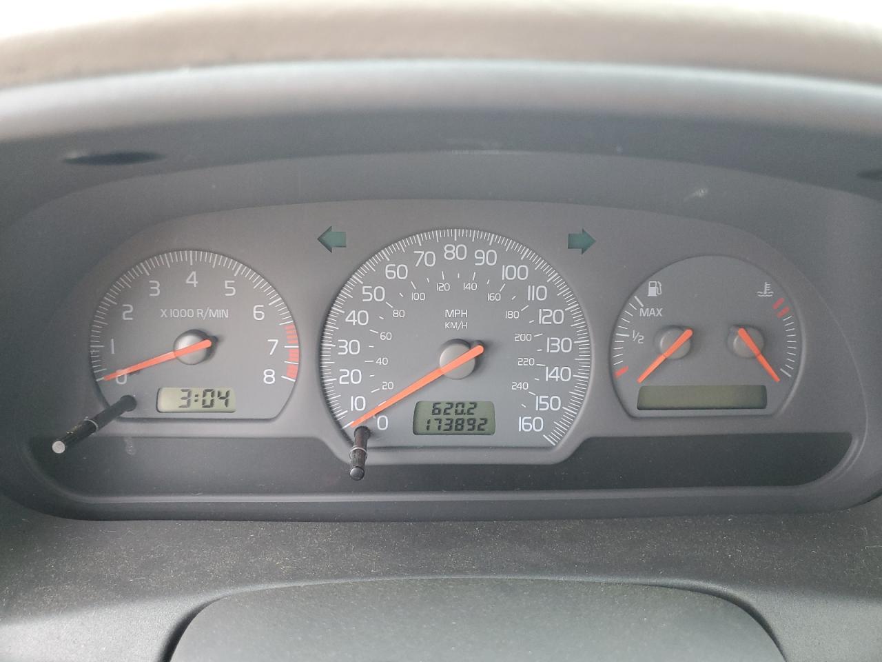 2001 Volvo S40 1.9T VIN: YV1VS29501F713371 Lot: 58177895