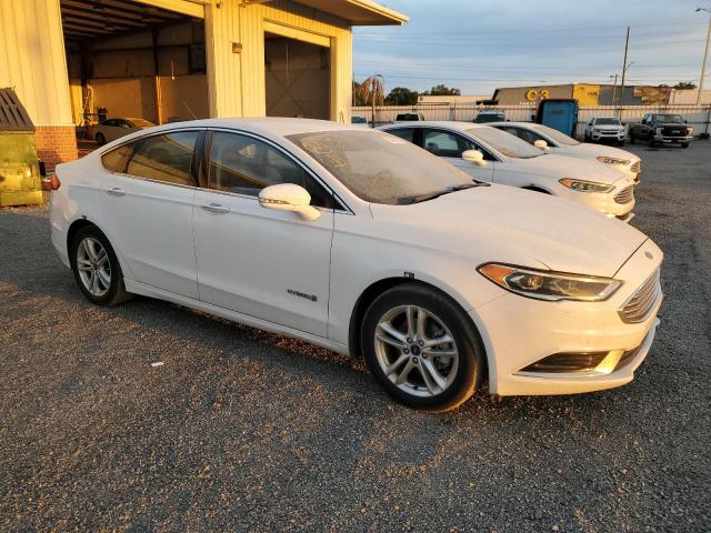  FORD FUSION 2018 Белый