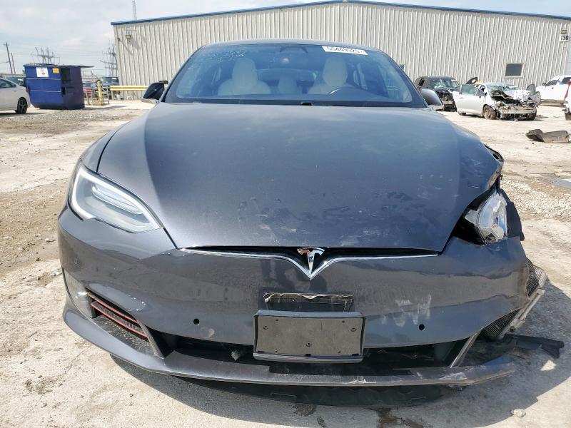  TESLA MODEL S 2017 Серый