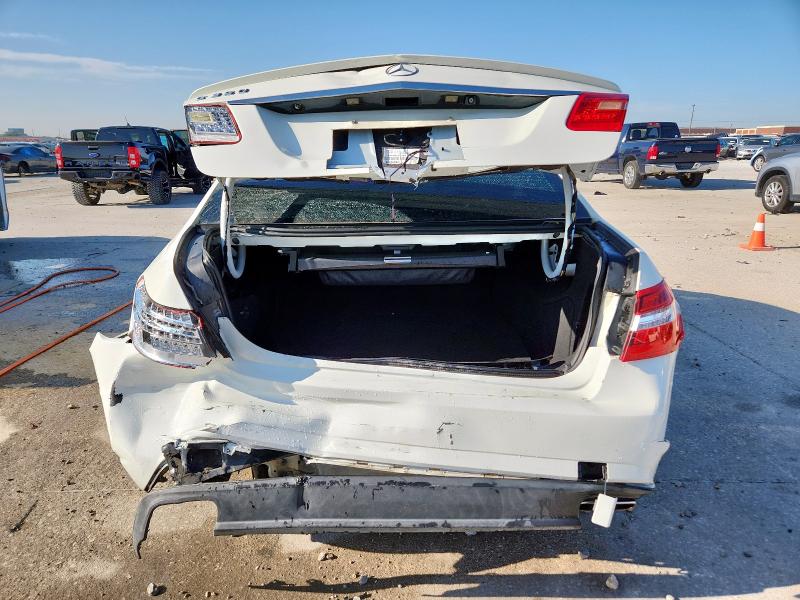  MERCEDES-BENZ E-CLASS 2012 White
