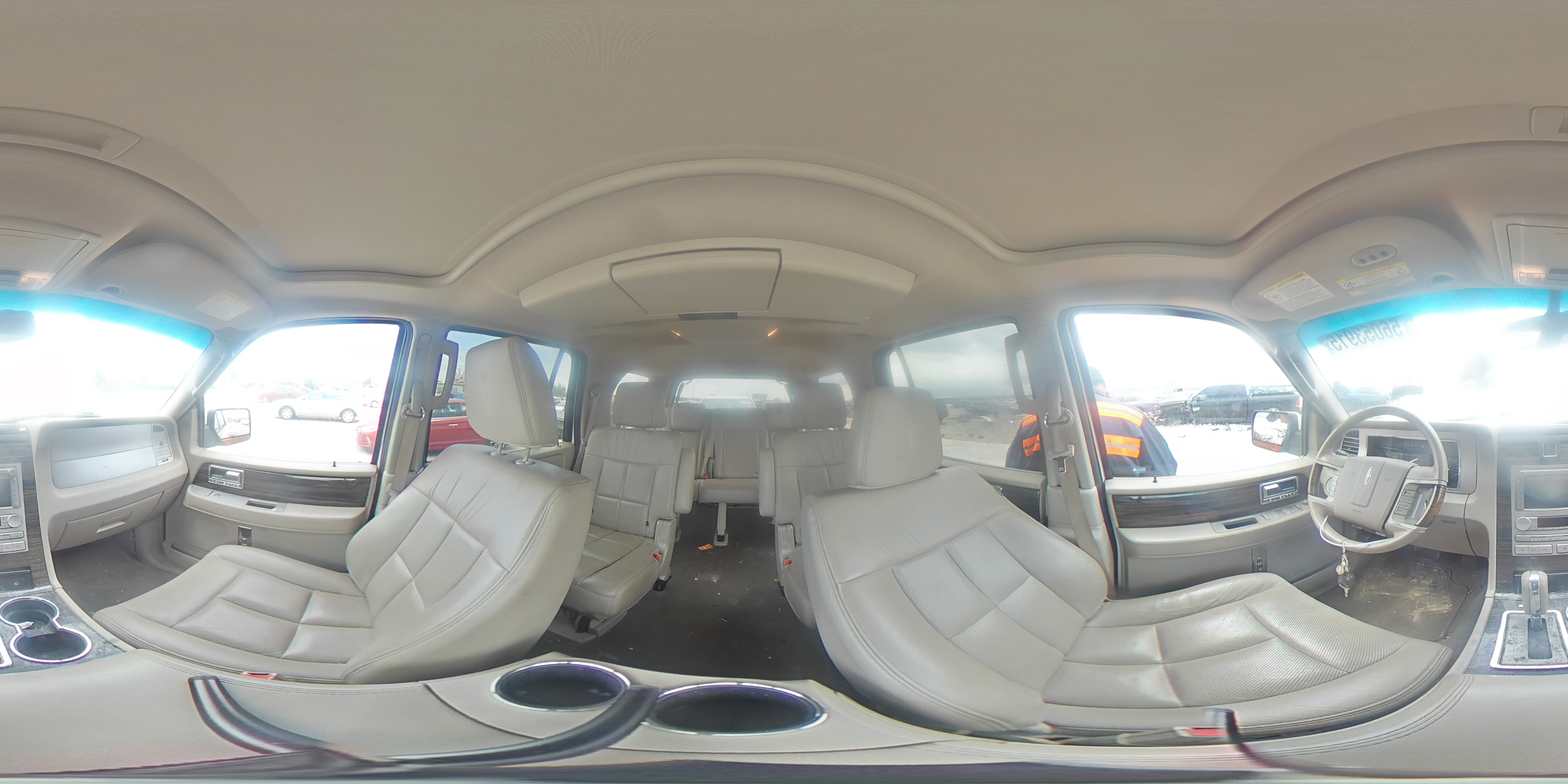 2010 Lincoln Navigator VIN: 5LMJJ2H55AEJ04591 Lot: 56053915