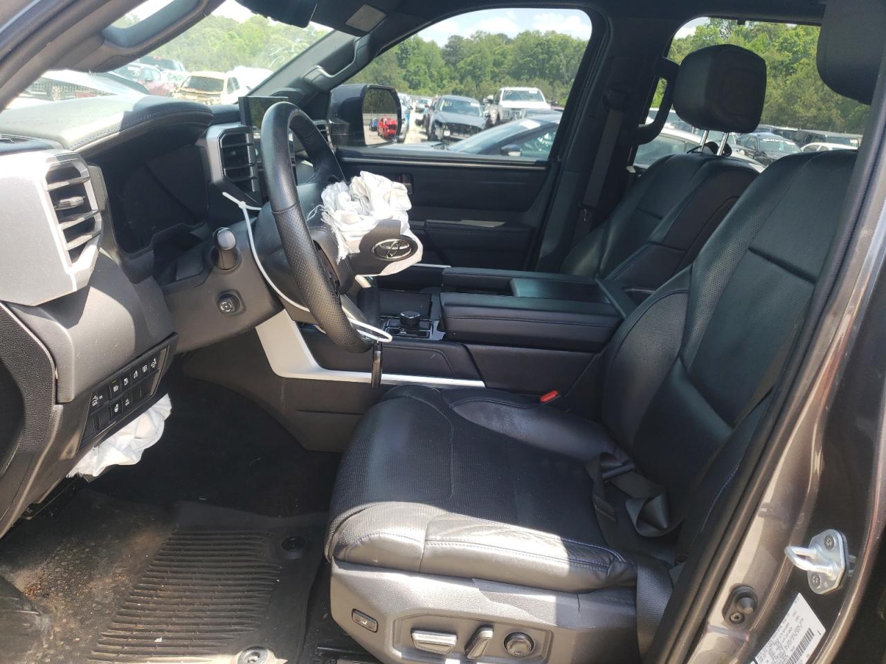 2022 Toyota Tundra Crewmax Platinum VIN: 5TFNC5DB2NX005270 Lot: 56390395