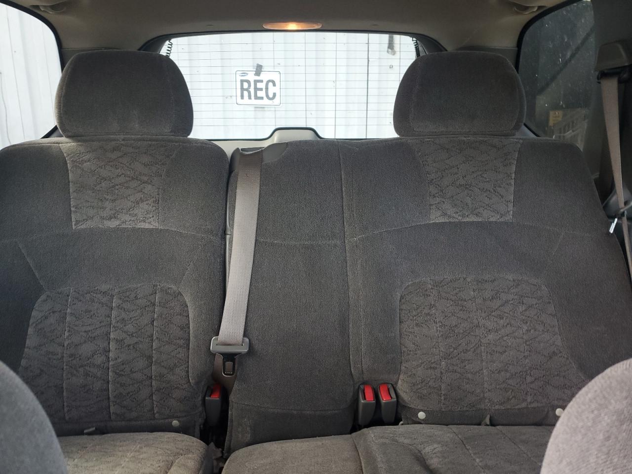 2004 GMC Envoy VIN: 1GKDT13S042276561 Lot: 57977895