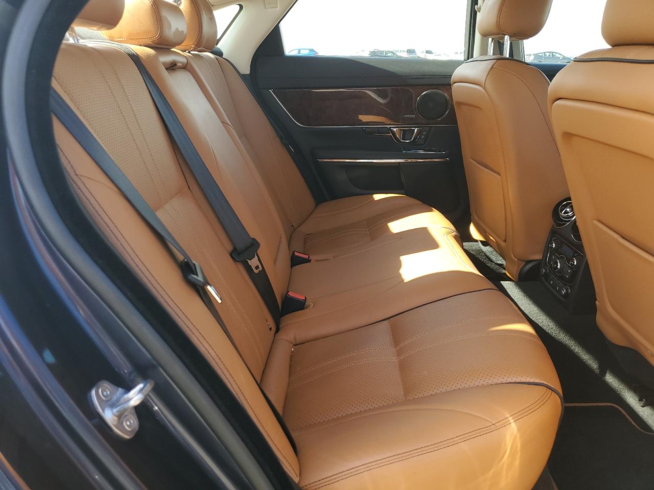 2018 Jaguar Xj R - Sport VIN: SAJWA1C72J8W17409 Lot: 56576455