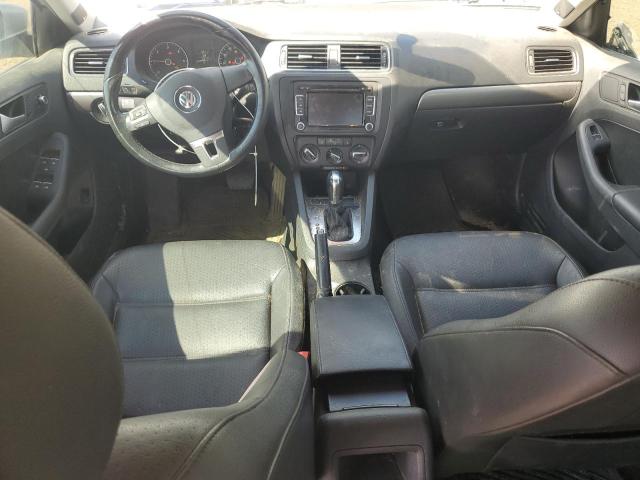  VOLKSWAGEN JETTA 2013 Сріблястий