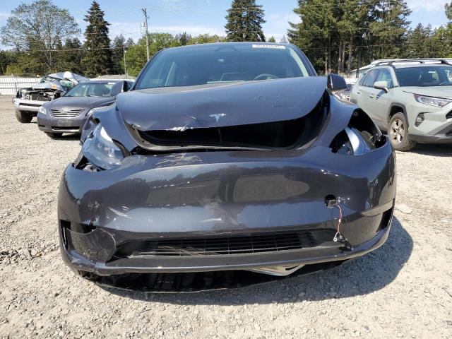  TESLA MODEL Y 2024 Szary