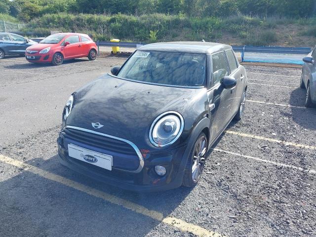 MINI COOPER D 2016