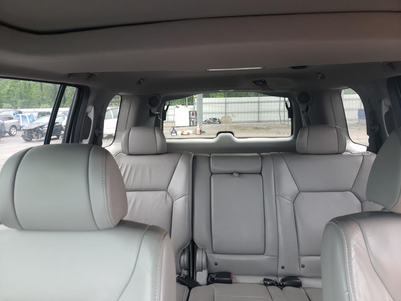 2011 Honda Pilot Exln VIN: 5FNYF3H71BB033923 Lot: 56649305