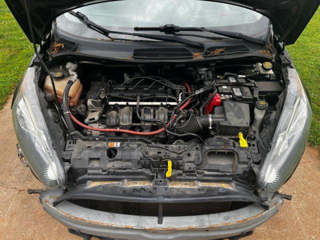 Sedans FORD FIESTA 2016 Black