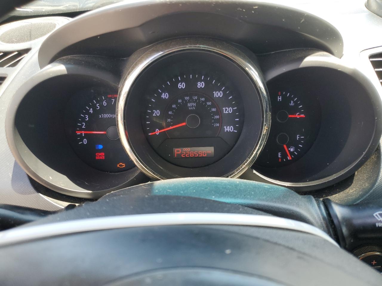 2010 Kia Soul + VIN: KNDJT2A22A7108300 Lot: 56661755