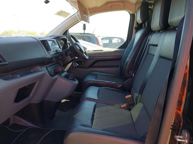 2018 TOYOTA PROACE COM