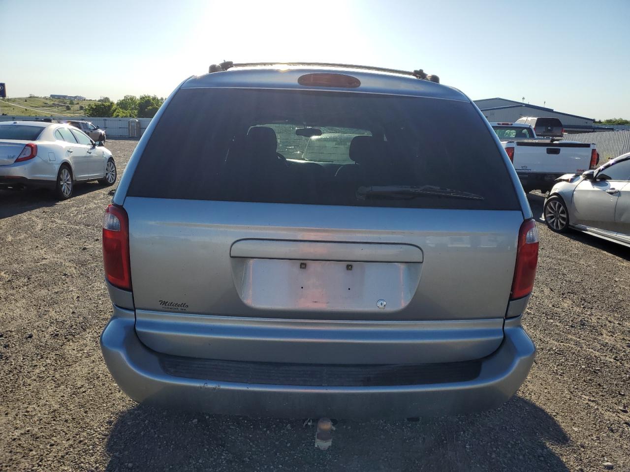 2005 Dodge Grand Caravan Se VIN: 1D4GP24R45B151212 Lot: 53976995