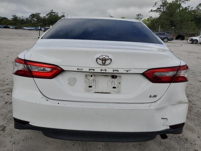  TOYOTA CAMRY 2018 Biały