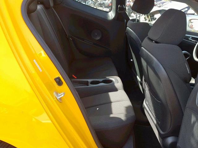 Купе HYUNDAI VELOSTER 2015 Желтый