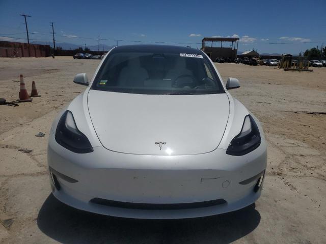  TESLA MODEL 3 2023 Белый