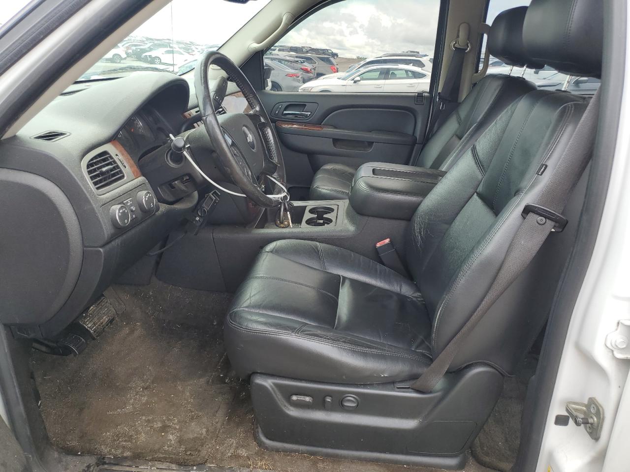 2010 Chevrolet Avalanche Lt VIN: 3GNVKFE03AG111240 Lot: 56571345